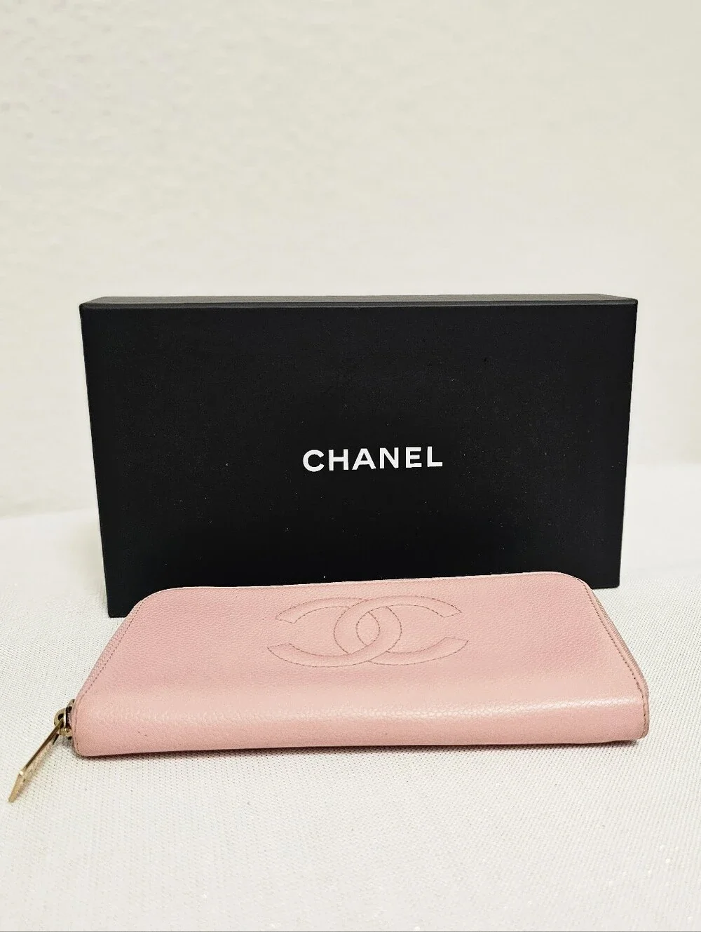 Authentic Vintage Chanel Pink Caviar Leather Zip-Around Wallet